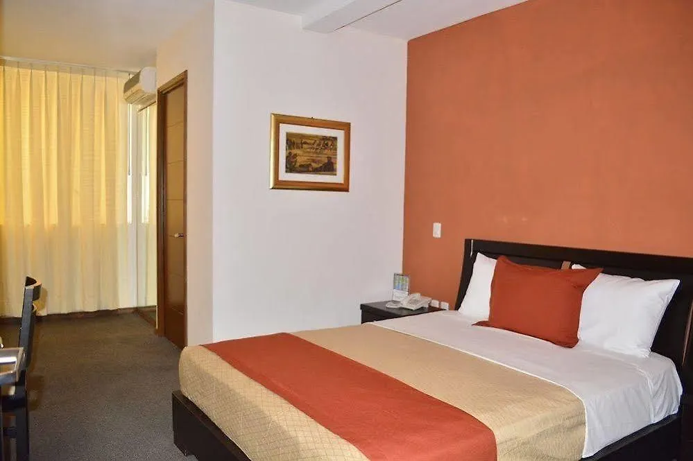***  Hotel Porto Alegre Guadalajara México